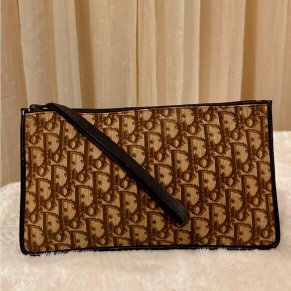 Dior Handbags - 💯% Authentic Vintage Christian Dior Wristlet ✨
